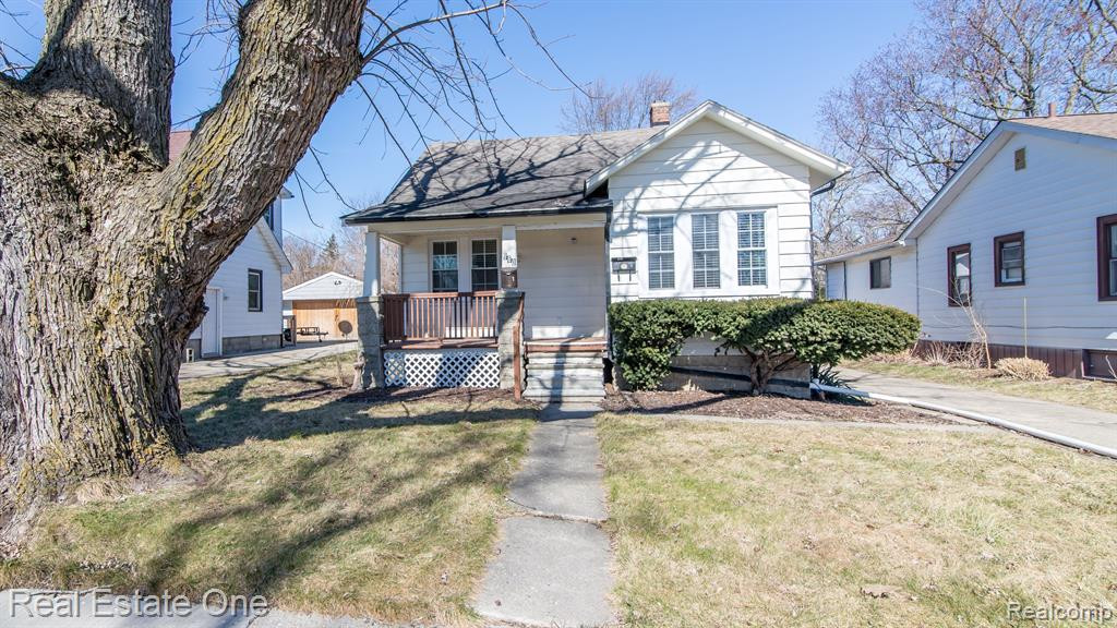 960 LA SALLE Avenue, Waterford, MI 48328 — Photo 2