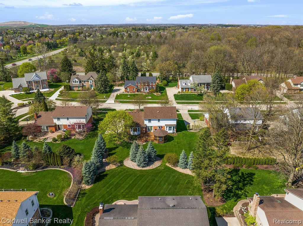 49309 PLUM TREE Drive, Plymouth, MI 48170 — Photo 14