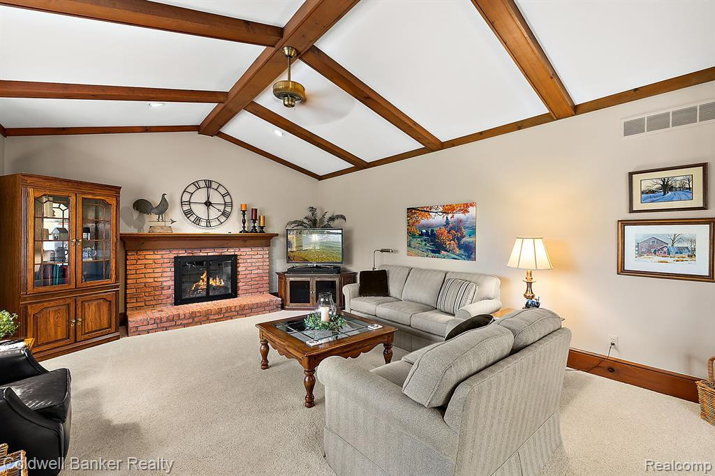 49309 PLUM TREE Drive, Plymouth, MI 48170 — Photo 31