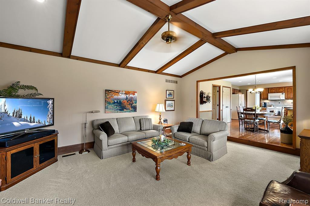 49309 PLUM TREE Drive, Plymouth, MI 48170 — Photo 33