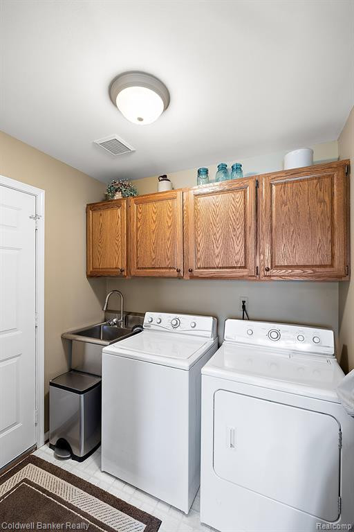 49309 PLUM TREE Drive, Plymouth, MI 48170 — Photo 35