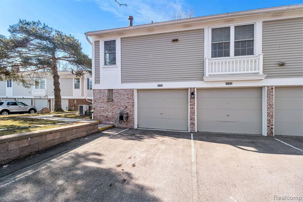 42155 PELLSTON Drive, Northville, MI 48167 — Photo 16