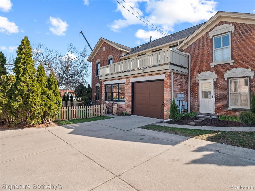 216 CATHERINE Street, Ann Arbor, MI 48104 — Photo 27