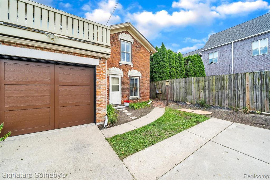 216 CATHERINE Street, Ann Arbor, MI 48104 — Photo 70