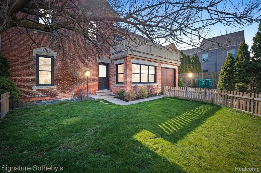 216 CATHERINE Street, Ann Arbor, MI 48104 — Photo 72