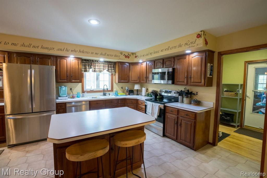 68749 KNOLLWOOD Court, Washington, MI 48095 — Photo 12