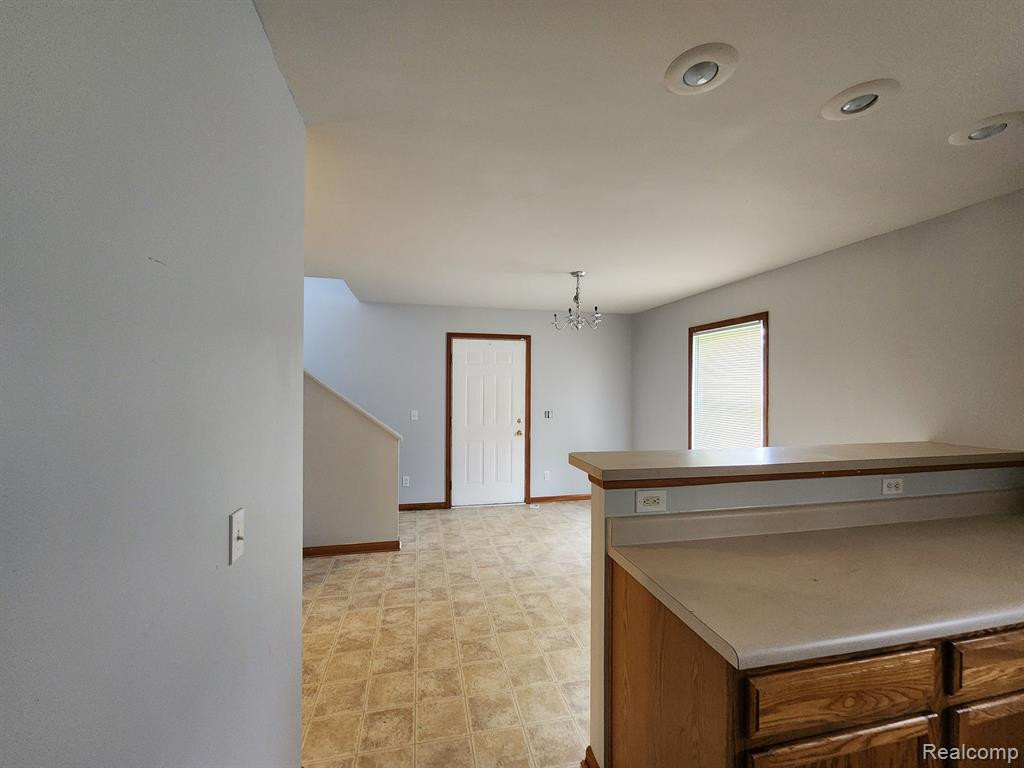 116 E MONTANA Street, Highland Park, MI 48203 — Photo 5