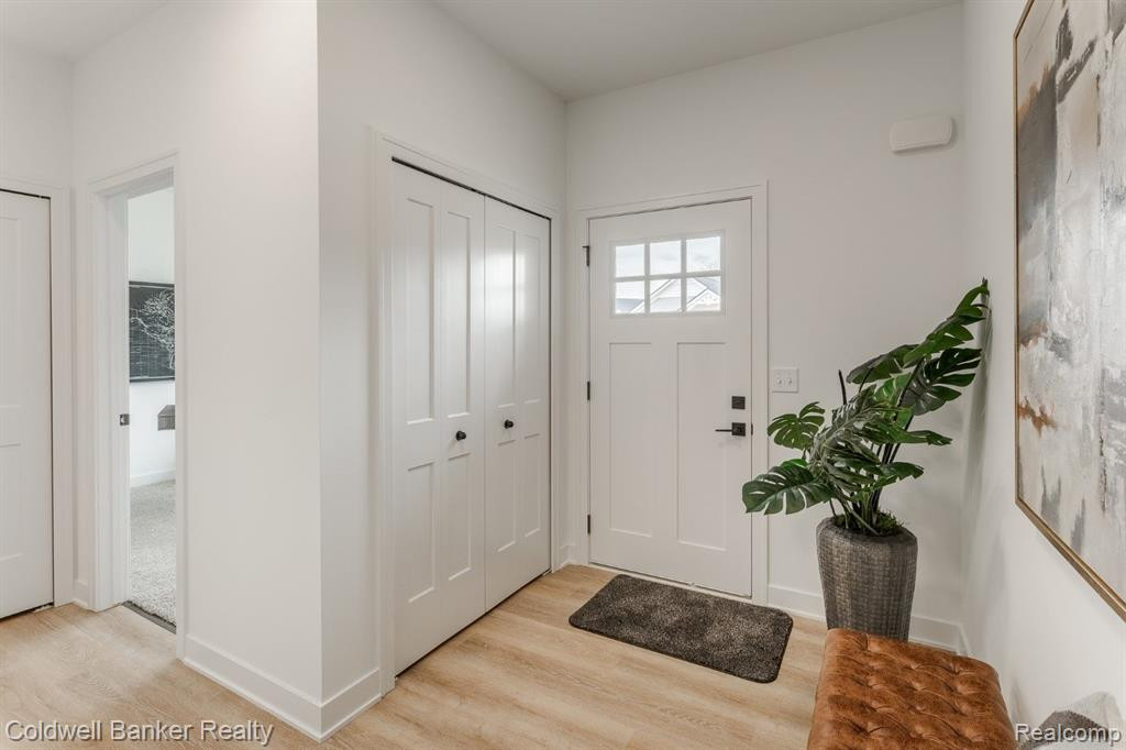 1431 Magellan Drive, Chelsea, MI 48118 — Photo 2