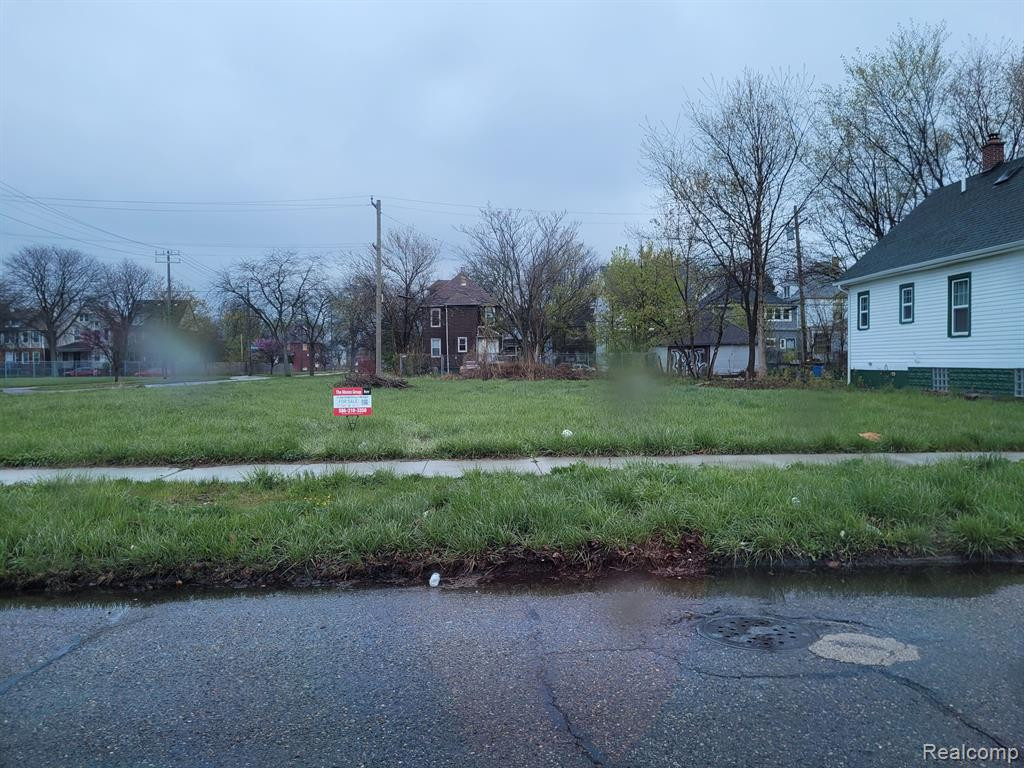 444 E EUCLID Street, Detroit, MI 48202 — Photo 3