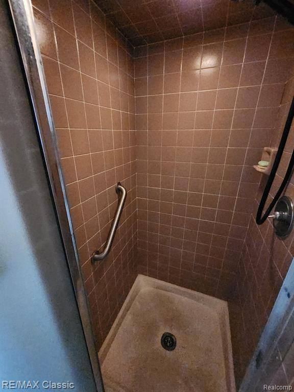 15801 PROVIDENCE Drive, 11B, Southfield, MI 48075 — Photo 14