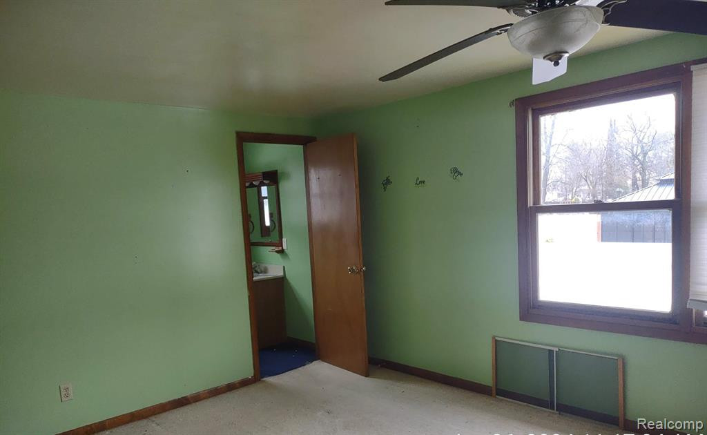 817 JUSTIN Avenue, Jackson, MI 49203 — Photo 17