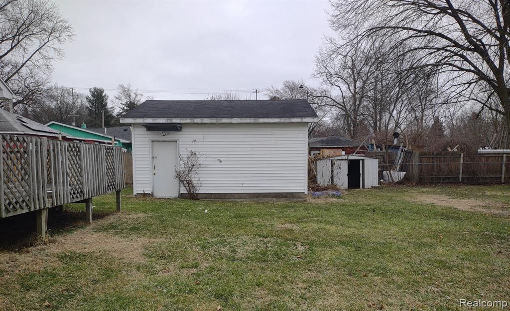 817 JUSTIN Avenue, Jackson, MI 49203 — Photo 21