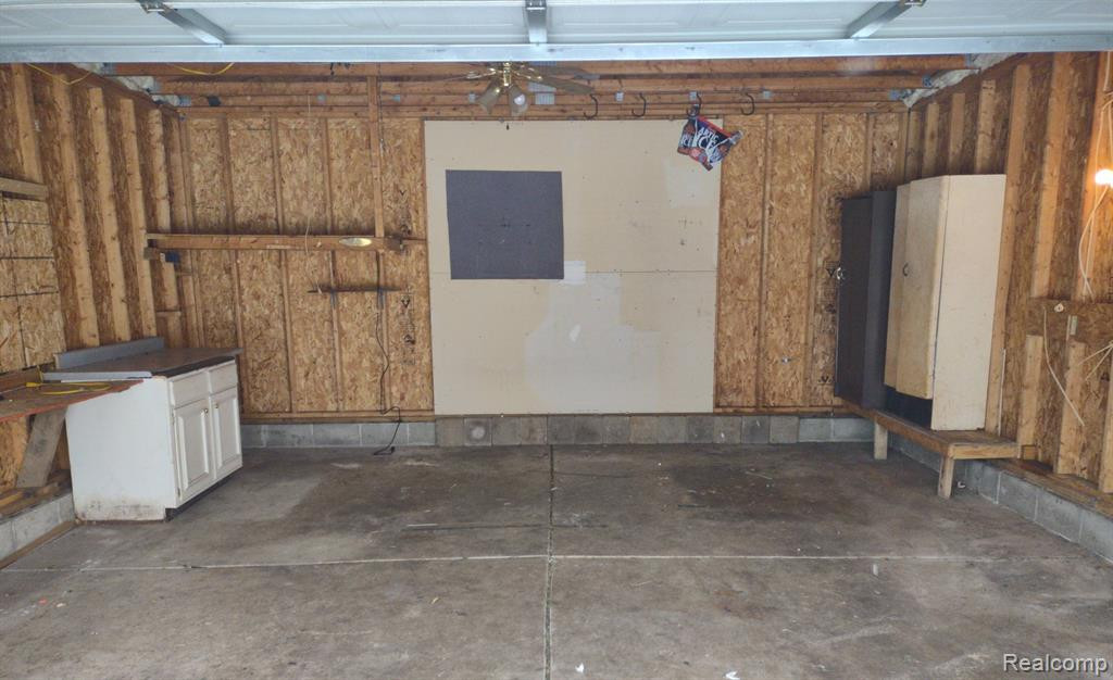 817 JUSTIN Avenue, Jackson, MI 49203 — Photo 22