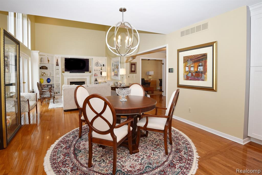 7371 PEPPER Creek, West Bloomfield, MI — Photo 8