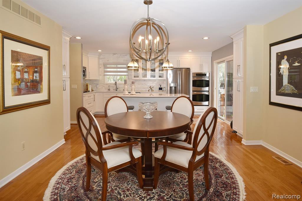 7371 PEPPER Creek, West Bloomfield, MI — Photo 9