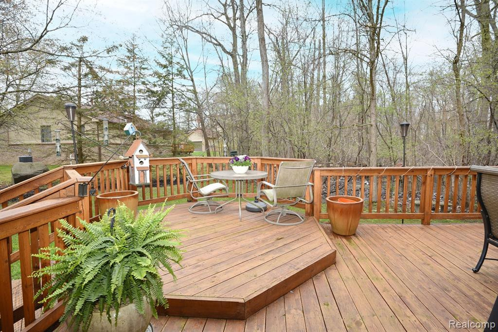 7371 PEPPER Creek, West Bloomfield, MI — Photo 15