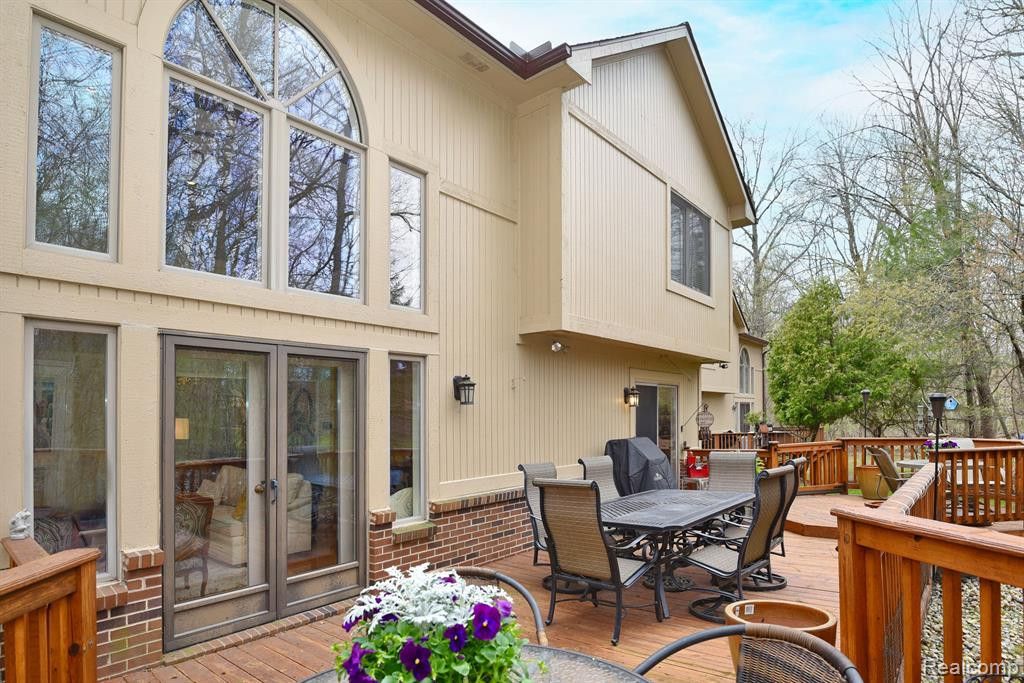 7371 PEPPER Creek, West Bloomfield, MI — Photo 34