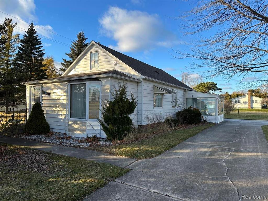 343 GRINDSTONE Road, Port Austin, MI 48467 — Photo 4