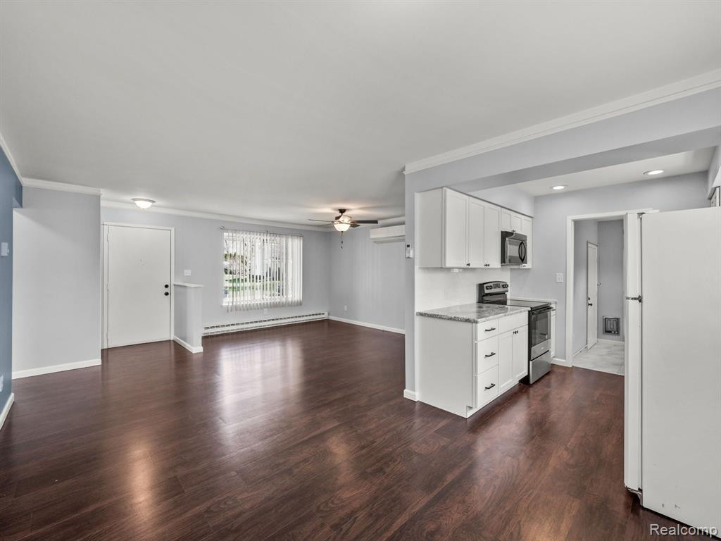 46745 SHELBY, Shelby Twp, MI 48317 — Photo 10