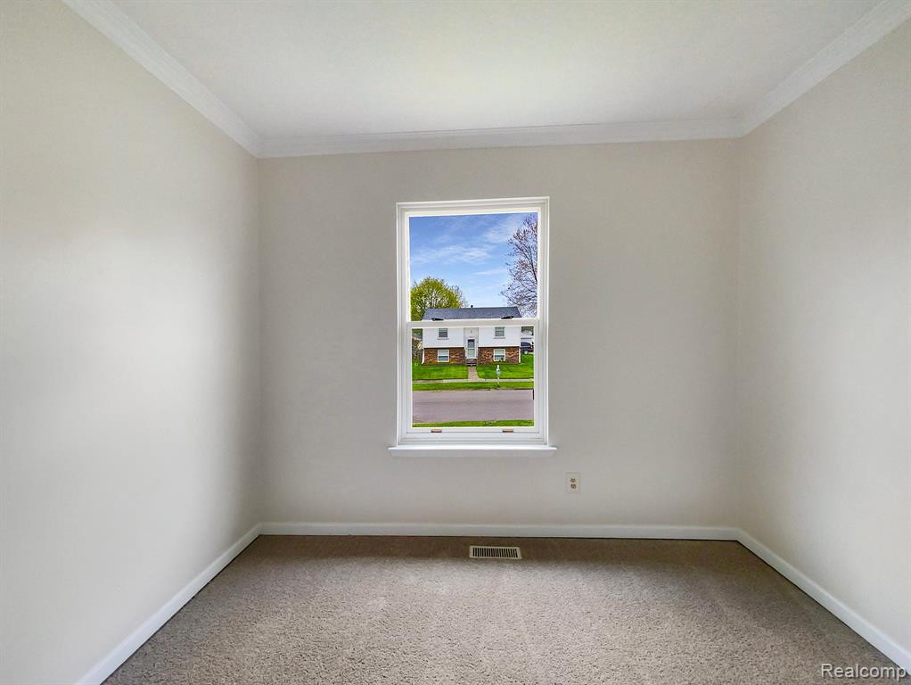 6207 S MIAMI Street, Ypsilanti, MI 48197 — Photo 5