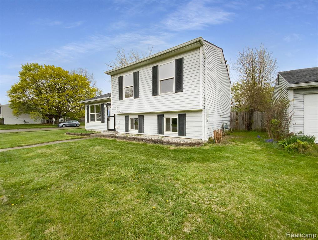 6207 S MIAMI Street, Ypsilanti, MI 48197 — Photo 6