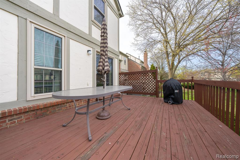 2085 LONE WOLF Lane, Canton, MI 48188 — Photo 18