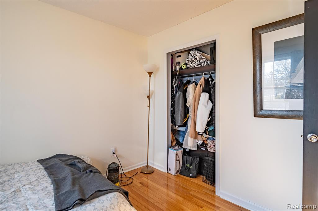 7601 PAINT CREEK Drive, Ypsilanti, MI 48197 — Photo 15