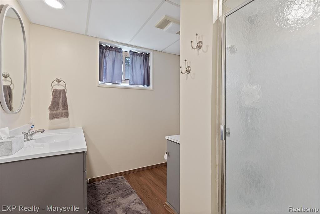 4349 N RIVER Road, Fort Gratiot, MI 48059 — Photo 27