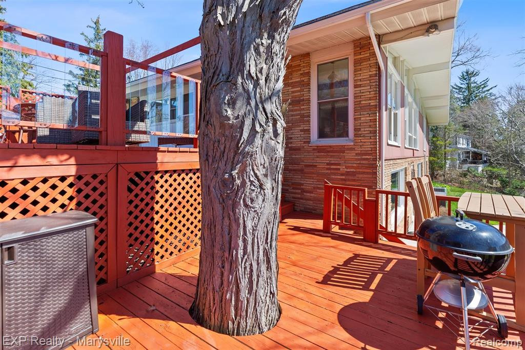 4349 N RIVER Road, Fort Gratiot, MI 48059 — Photo 54