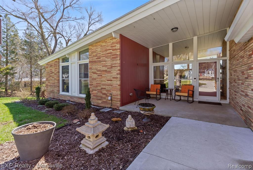4349 N RIVER Road, Fort Gratiot, MI 48059 — Photo 61