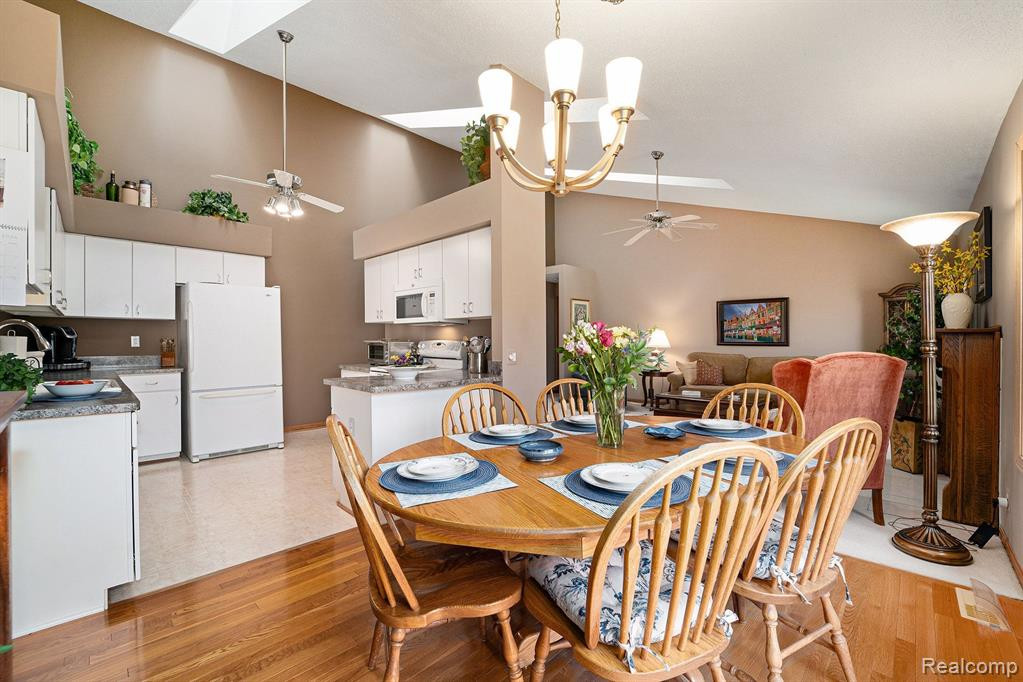 193 ESSEX Lane, Canton, MI 48187 — Photo 8