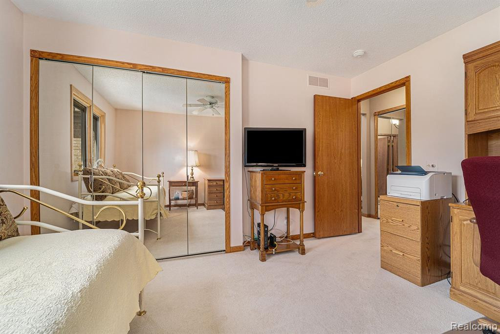 193 ESSEX Lane, Canton, MI 48187 — Photo 20