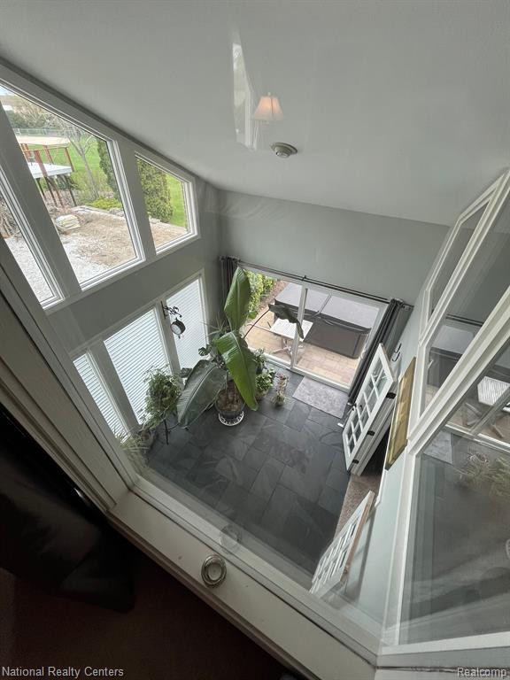 17476 FARMCREST Lane, Northville, MI 48168 — Photo 38