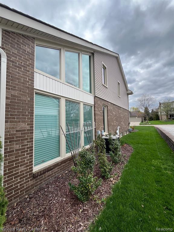 17476 FARMCREST Lane, Northville, MI 48168 — Photo 63