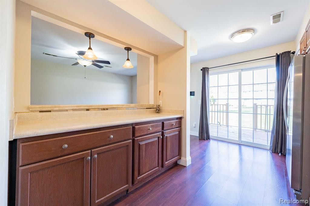 16473 TERRACE VILLAGE Drive, 88, Taylor, MI 48180 — Photo 12