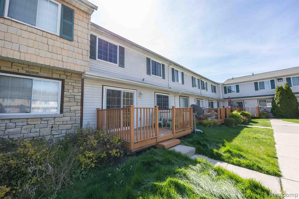 16473 TERRACE VILLAGE Drive, 88, Taylor, MI 48180 — Photo 29