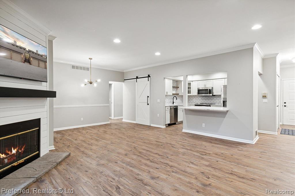 11819 SYCAMORE Drive, Plymouth, MI 48170 — Photo 11
