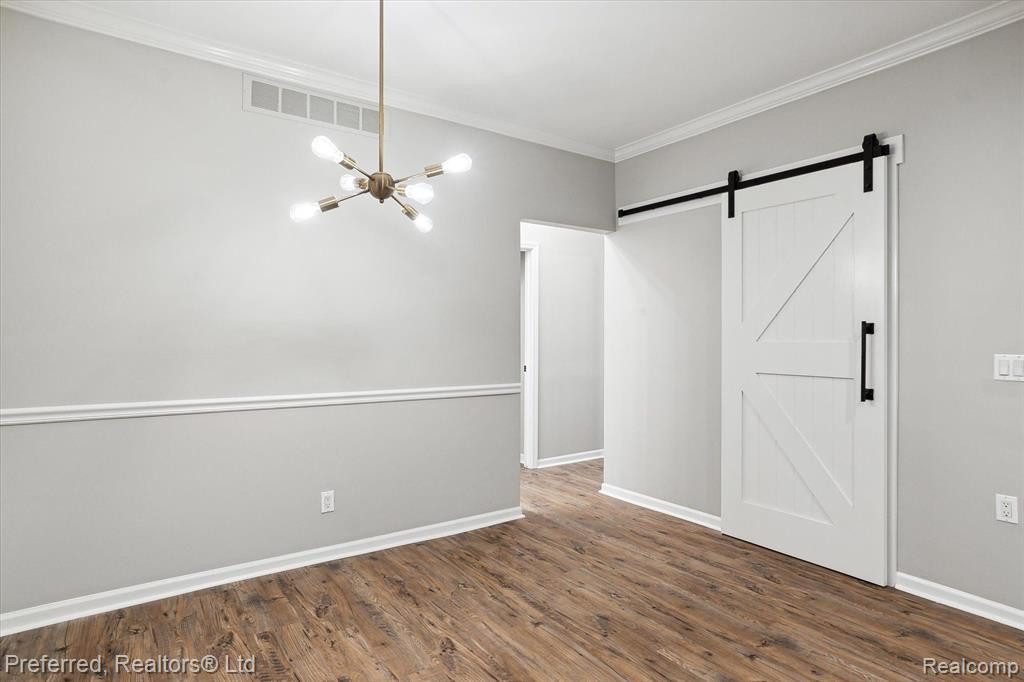 11819 SYCAMORE Drive, Plymouth, MI 48170 — Photo 17