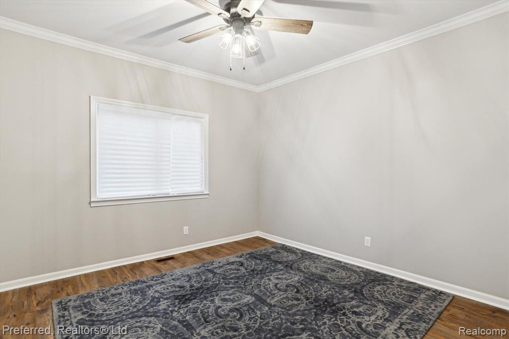11819 SYCAMORE Drive, Plymouth, MI 48170 — Photo 20