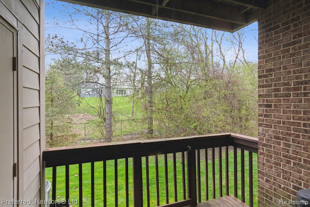 11819 SYCAMORE Drive, Plymouth, MI 48170 — Photo 30