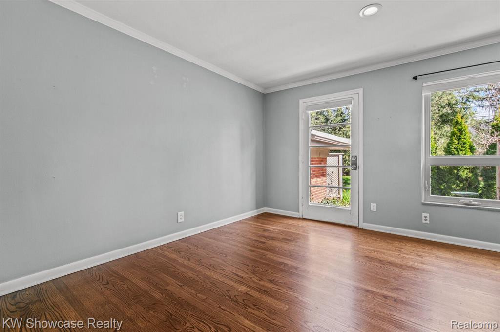 1066 Stratford Lane, 37, Bloomfield Hills, MI 48304 — Photo 11