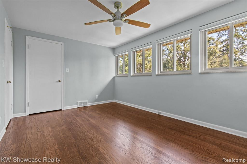 1066 Stratford Lane, 37, Bloomfield Hills, MI 48304 — Photo 25