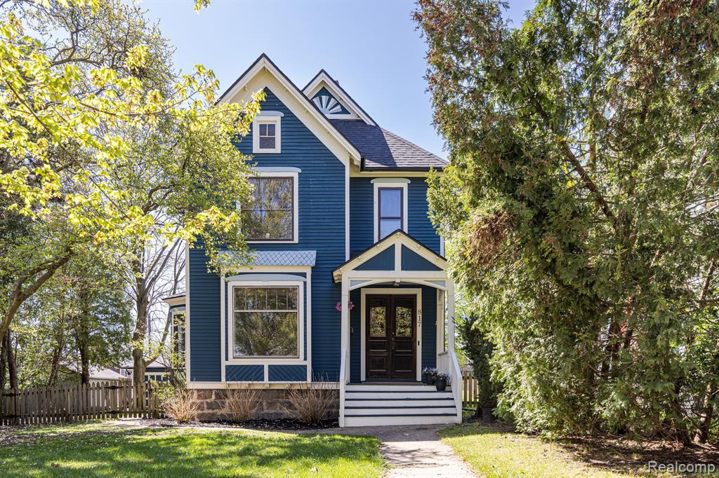 817 W HURON Street, Ann Arbor, MI 48103 — front exterior