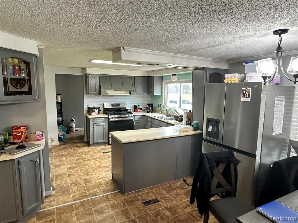 3080 SNOBLIN Road, North Branch, MI 48461 — Photo 3