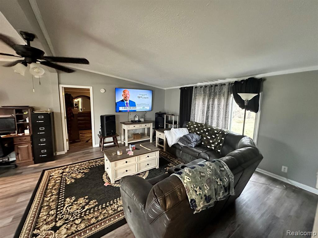 3080 SNOBLIN Road, North Branch, MI 48461 — Photo 4