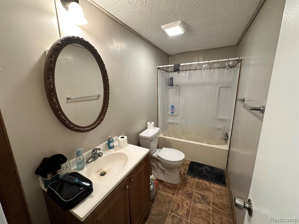 3080 SNOBLIN Road, North Branch, MI 48461 — Photo 19