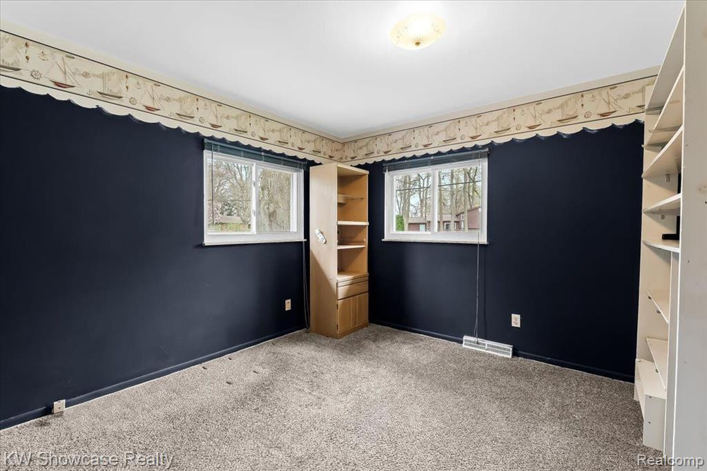 6022 AMADORE Street, Commerce Twp, MI 48382 — Photo 25