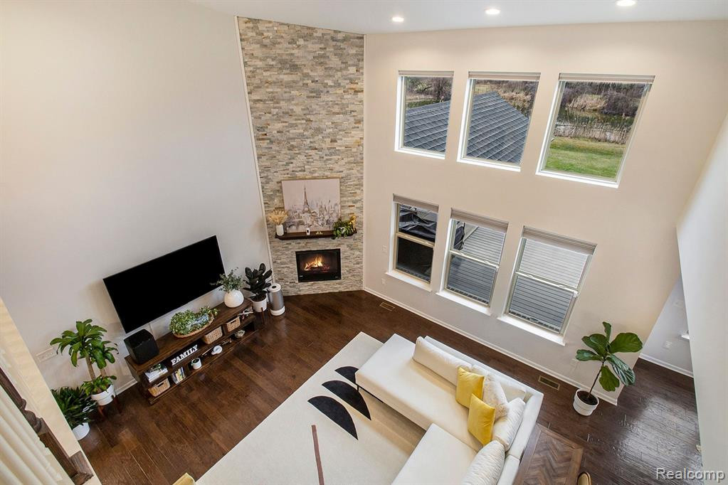 150 SINGH Boulevard, South Lyon, MI 48178 — Photo 4