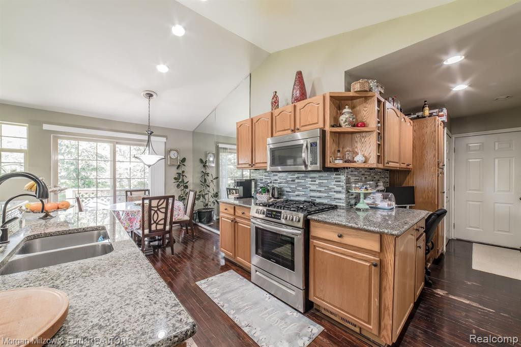 4150 STONEBRIDGE, Holly, MI 48442 — Photo 16