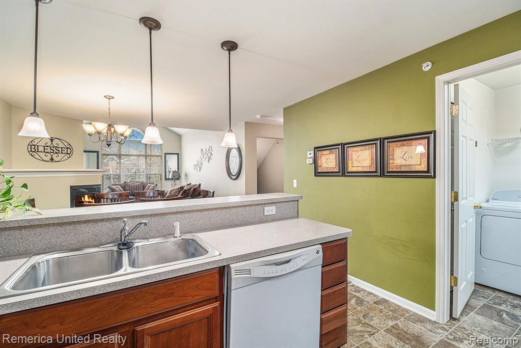 23104 ALEXA Drive, Walled Lake, MI 48390 — Photo 13